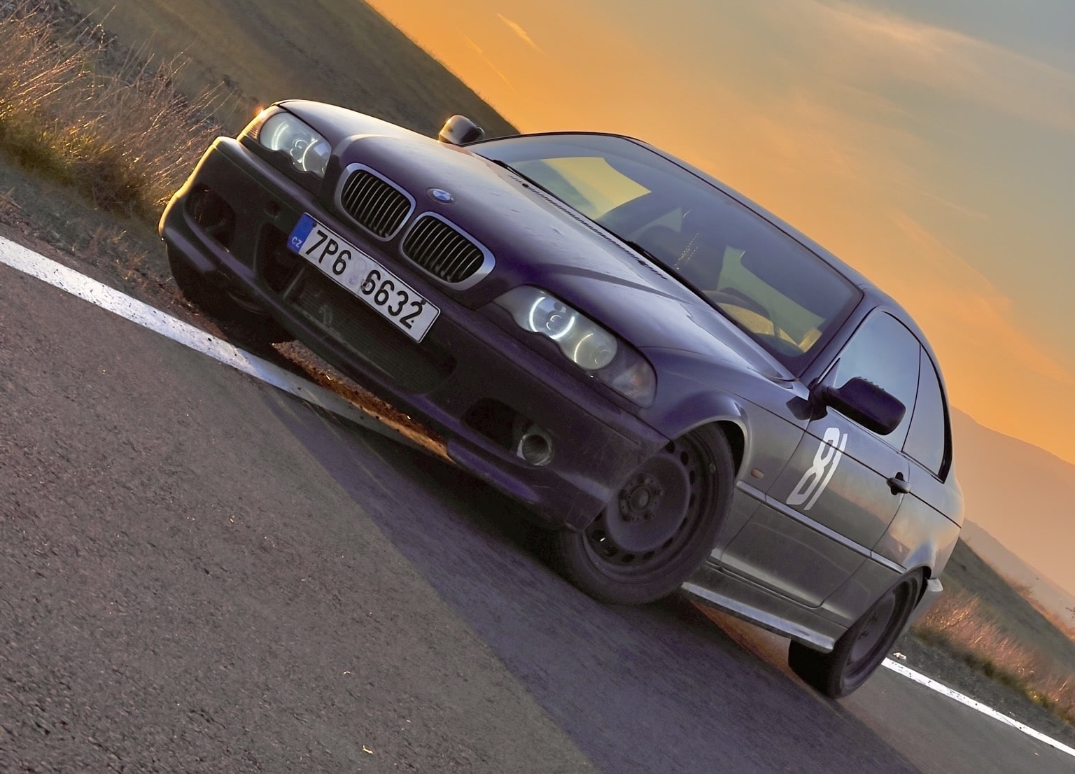 bmw-e46-coupe-323ci-125kw-od-jiriho-4-min